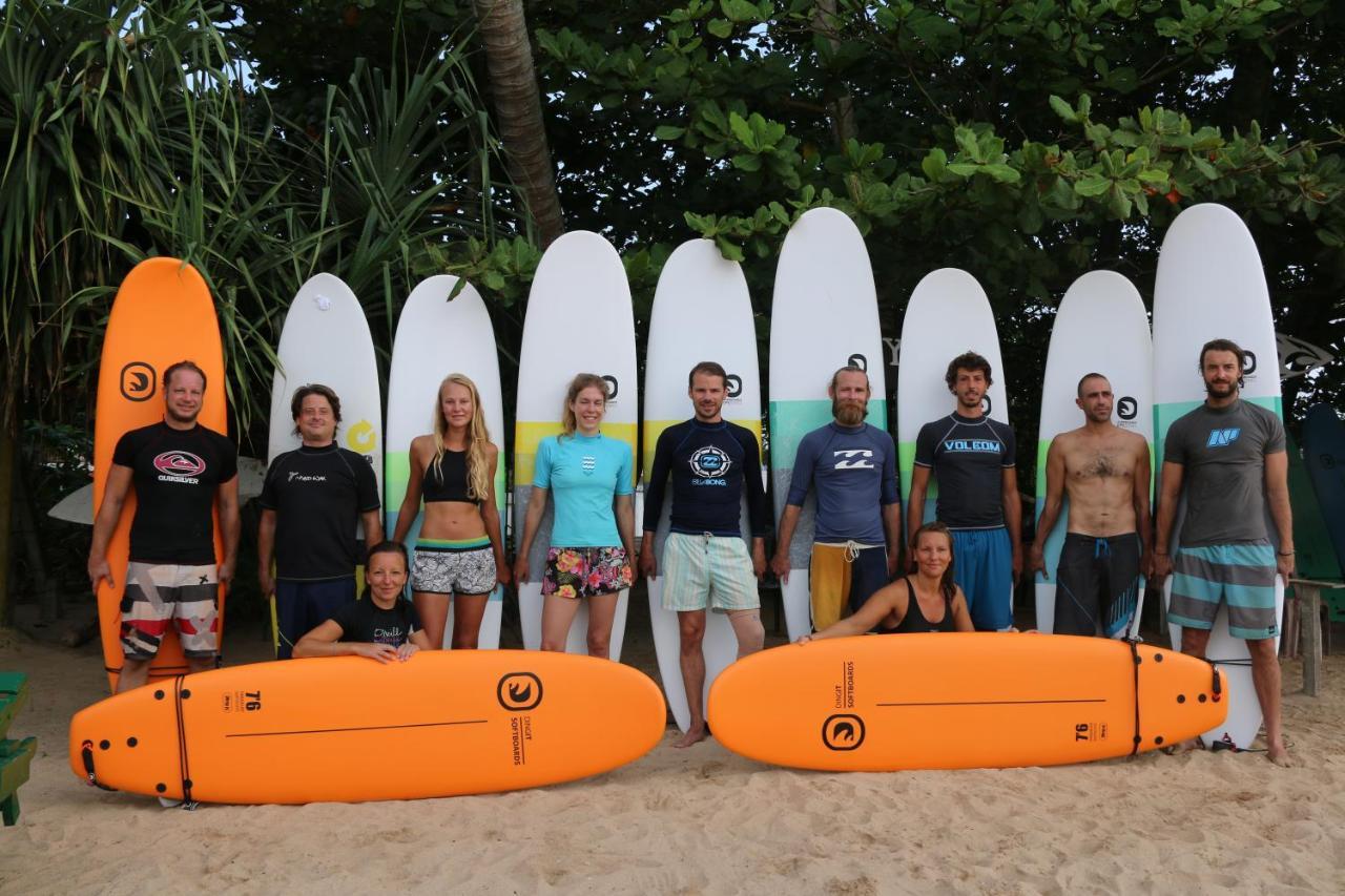 Отель Surf'N Lanka - Surf School Велигама Экстерьер фото